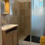 Tres Beau Lumineux Dans Avec Piscine 주앙레핑