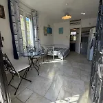 Tres Beau Lumineux Dans Avec Piscine 아파트 주앙레핑
