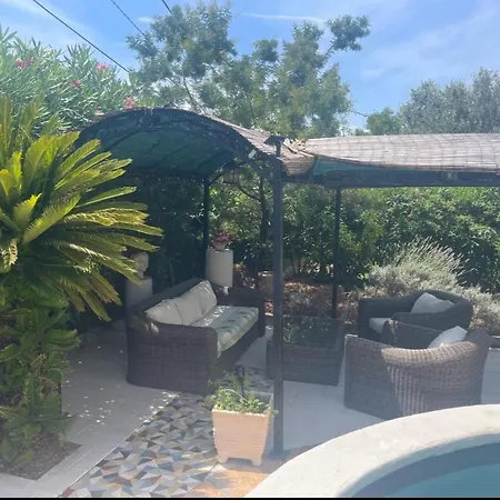 Tres Beau Lumineux Dans Avec Piscine * Ζουάν λε Πιν