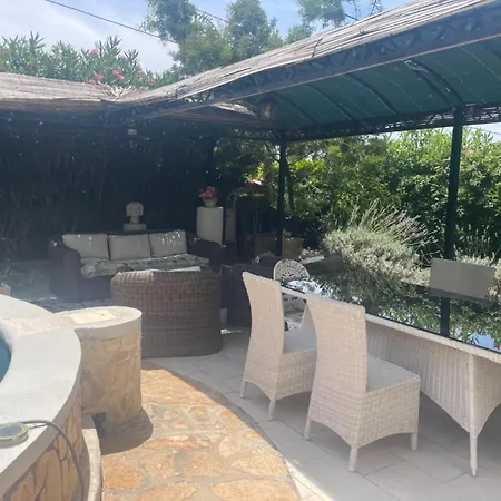 Tres Beau Lumineux Dans Avec Piscine Ζουάν λε Πιν