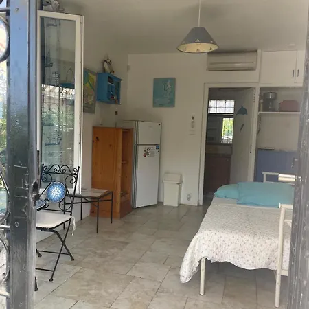 Tres Beau Lumineux Dans Avec Piscine Appartement *