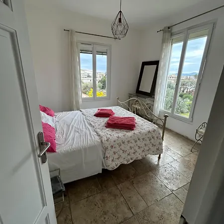 2p Dans Appartement