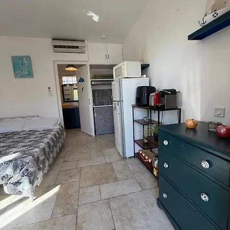 Appartement 2p Dans Juan-les-Pins