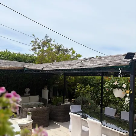 2p Dans * Juan-les-Pins